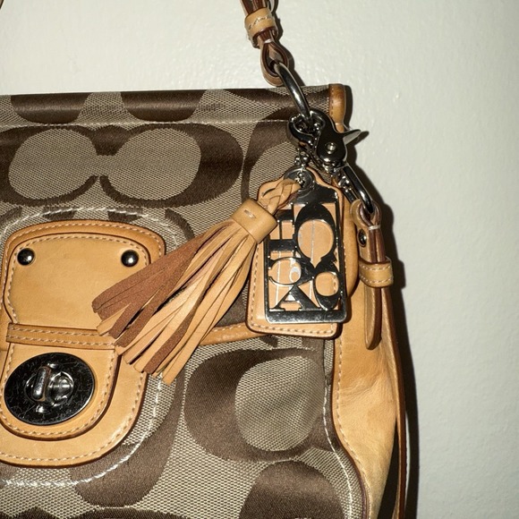 Coach Willis Brown Signature Canvas Tan‎ Leather 65th Anniversary Crossbody Bag! - Picture 2 of 15